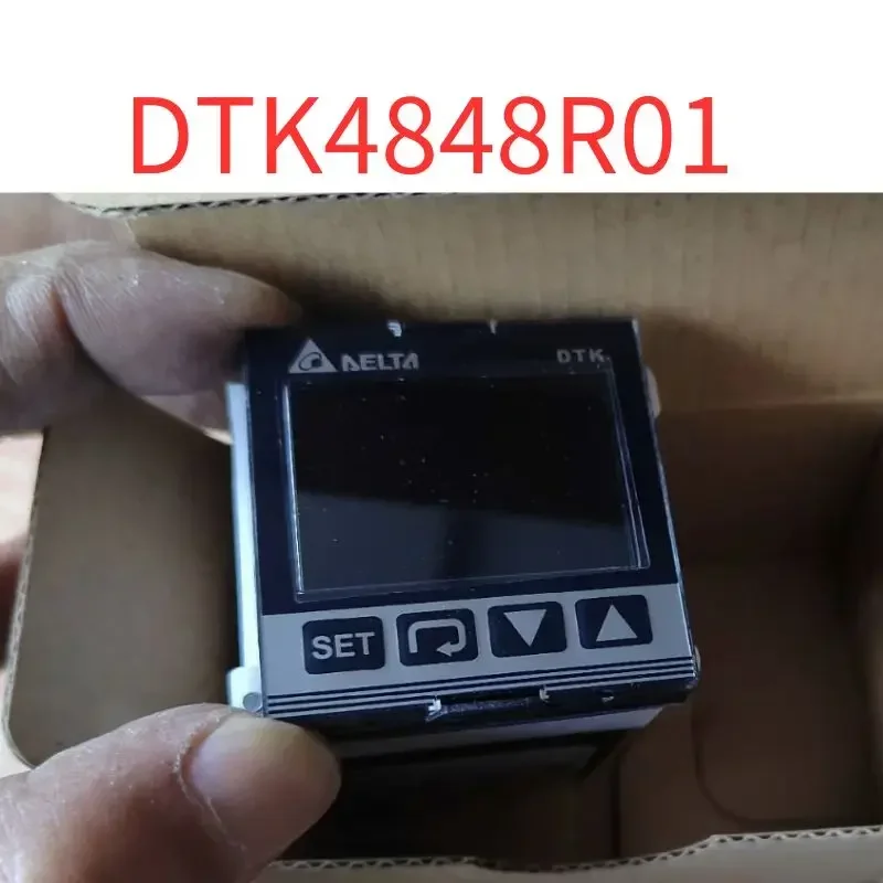 

Совершенно новый терморегулятор DTK4848R01