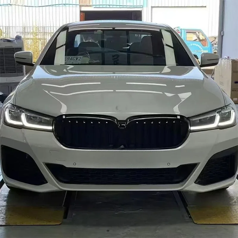 Car Parts Car Bumpers Suitable for 18-20 model 5 Series G30 modification: early stage modifications for later MT models