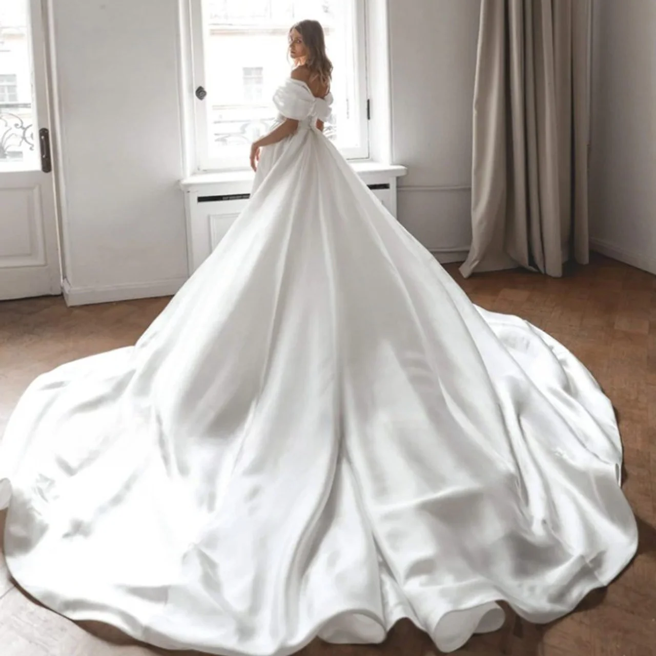 Robe de mariée A-Line en satin de sucre pour femmes, grand nœud, fente latérale, train de balayage, robe de mariée sexy, blanche, personnalisée