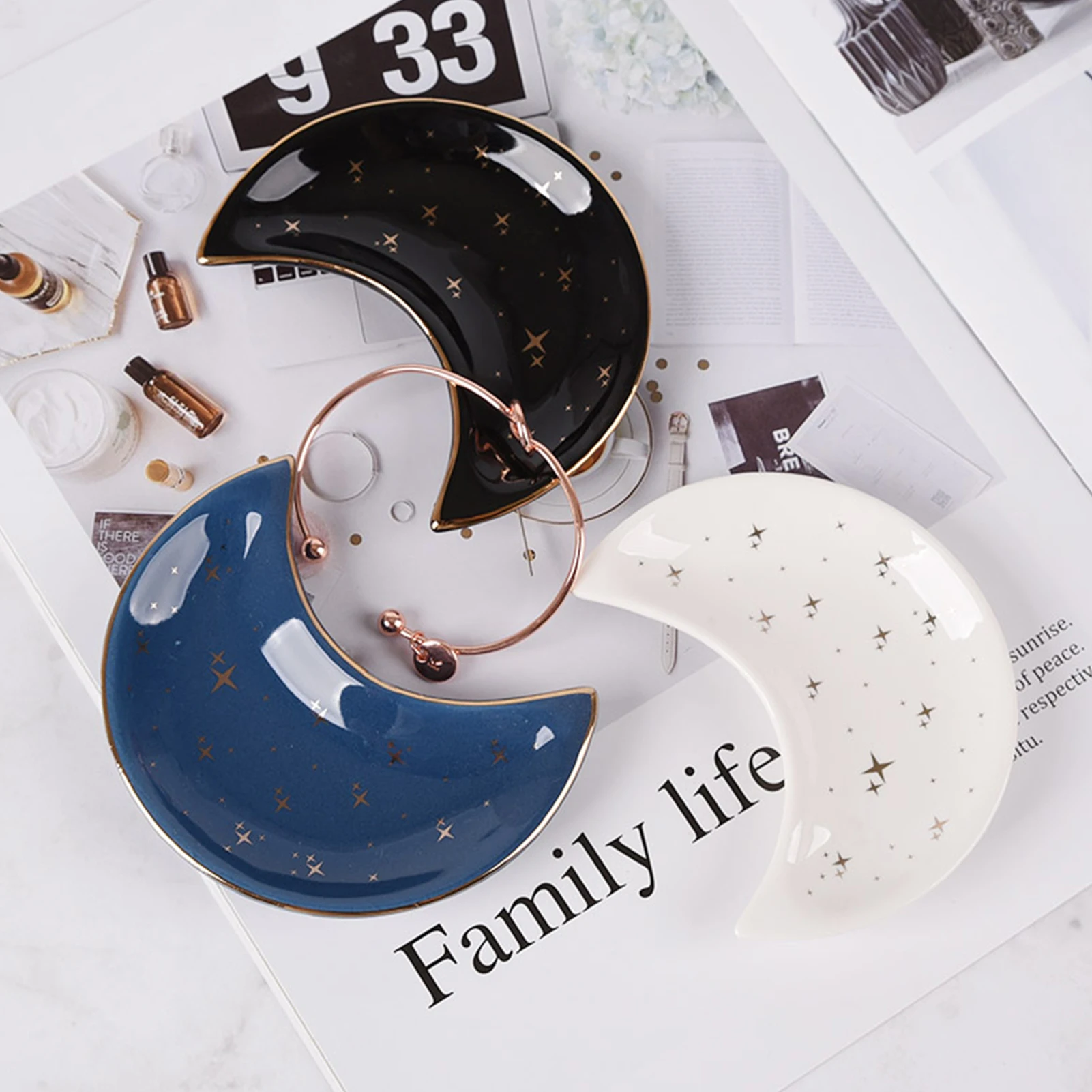 Nordic Ceramic Moon Small Jewelry Dish Earrings Necklace Ring Storage Plates Fruit Dessert Display Bowl Tray Home Decorations