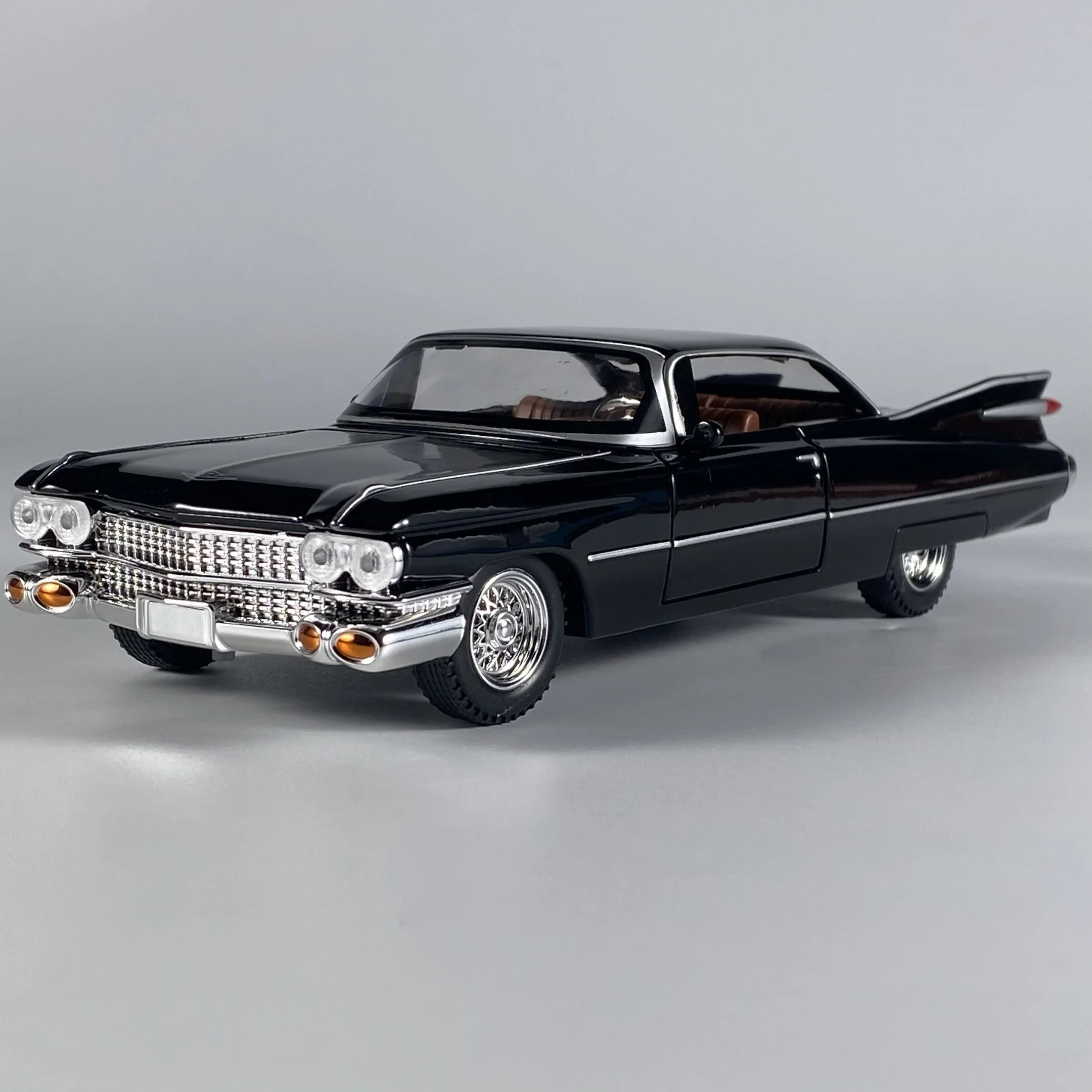 1:24 Cadillac Eldorado Biarritz 1959 Diecast Car Model