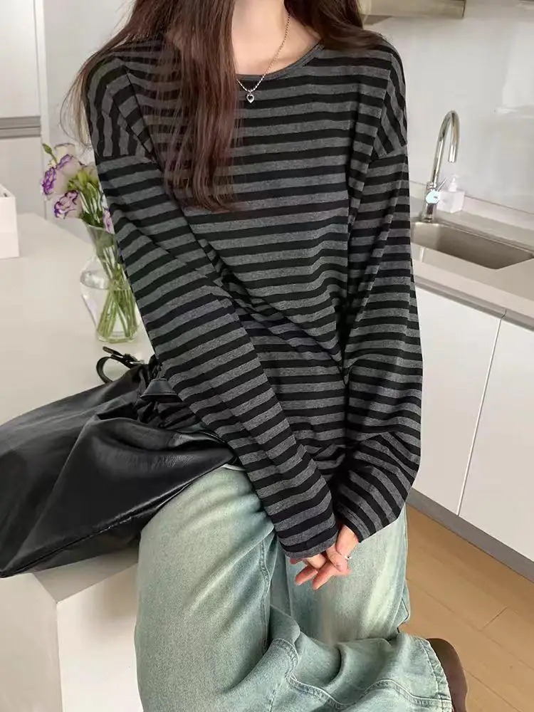 تي شيرت نسائي Y2K Harajuku مخطط بأكمام طويلة تي شيرت فضفاض كبير الحجم ملابس غير رسمية أسود ورمادي للخريف برقبة دائرية فام