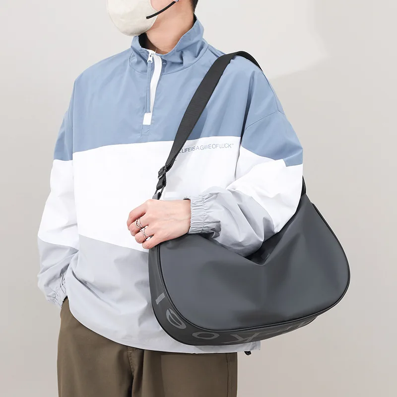 

high-end ins Korean version crossbody bag New fashionable and simple men's casual versatile single shoulder large capacity men