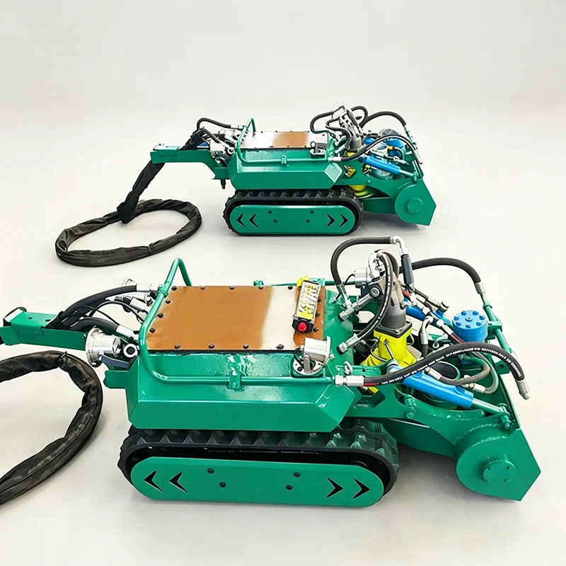 Explosion‑Proof Tracked Underwater Dredging Robot Silt Sand Cleaning Machine For Petrochemical Pipeline Desilting