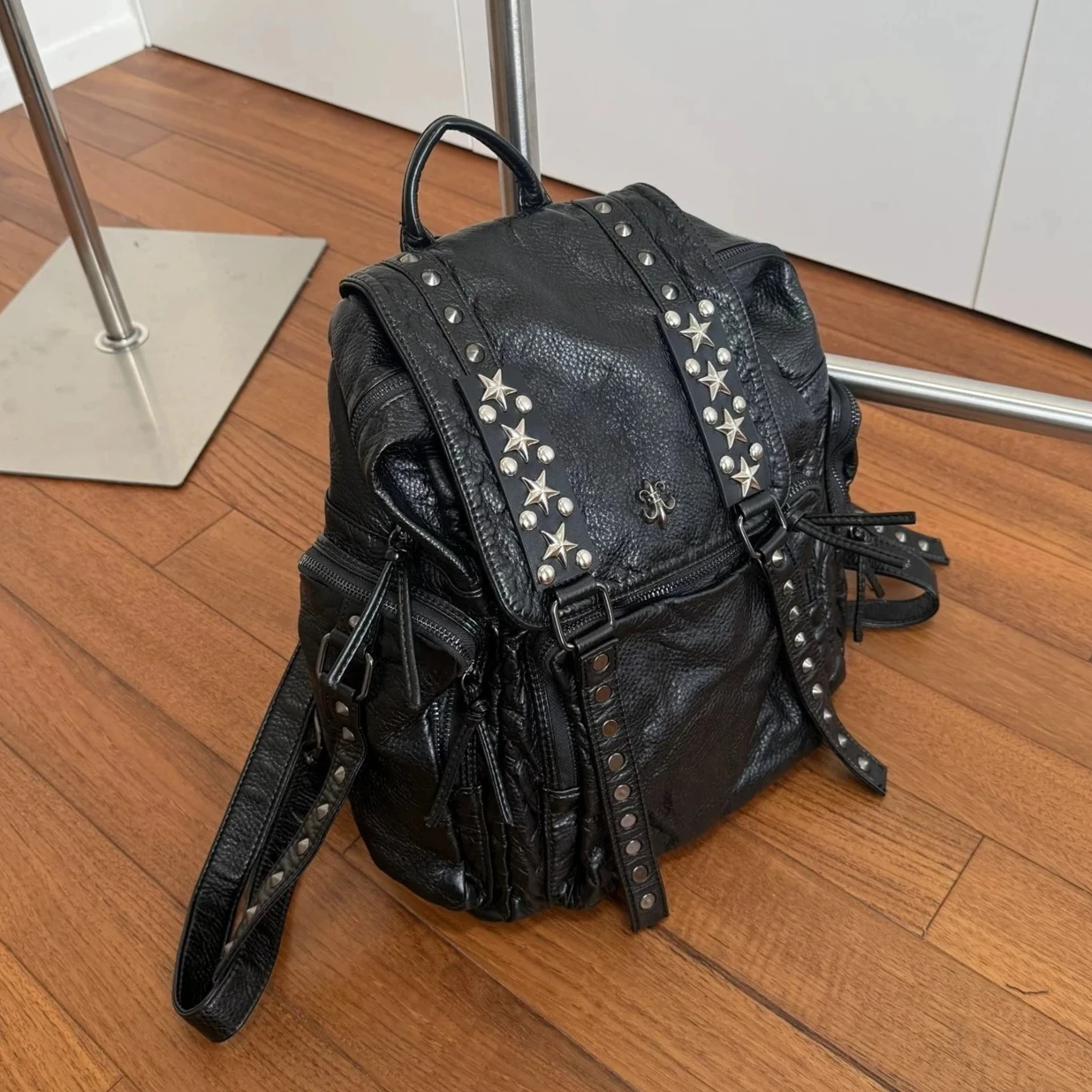 Unique Retro Goth Backpacks Large Capacity Commuter Bag Black Punk Style Backpack Cross Rivet Backpack