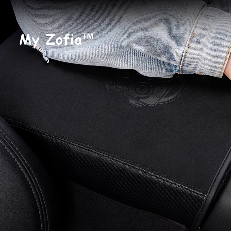 For GWM New HAVAL H7 2025 2026 Car Armrest Cushion Car Protection Carbon Fiber Leather Cover Armrest protective Pad  Accessories
