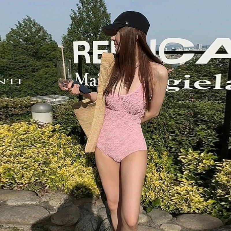 

2026 New Sexy Style Vacation Swimsuit Backless Slimming Pure Desire Beautiful Women's Swimming Suit