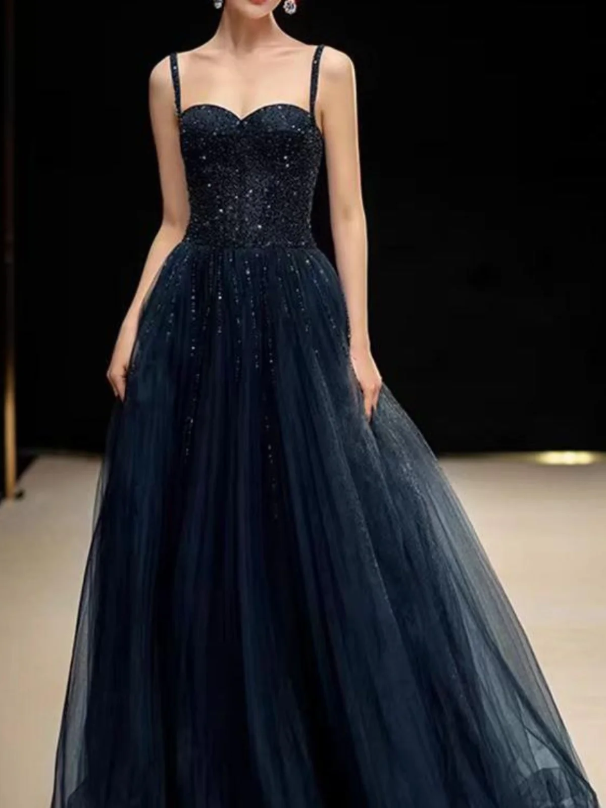 

Ele Blue Strapl Evening Gown for Performances Parties Host Ball Dres Long Skirt Wedding Dres Sequin mid Waist