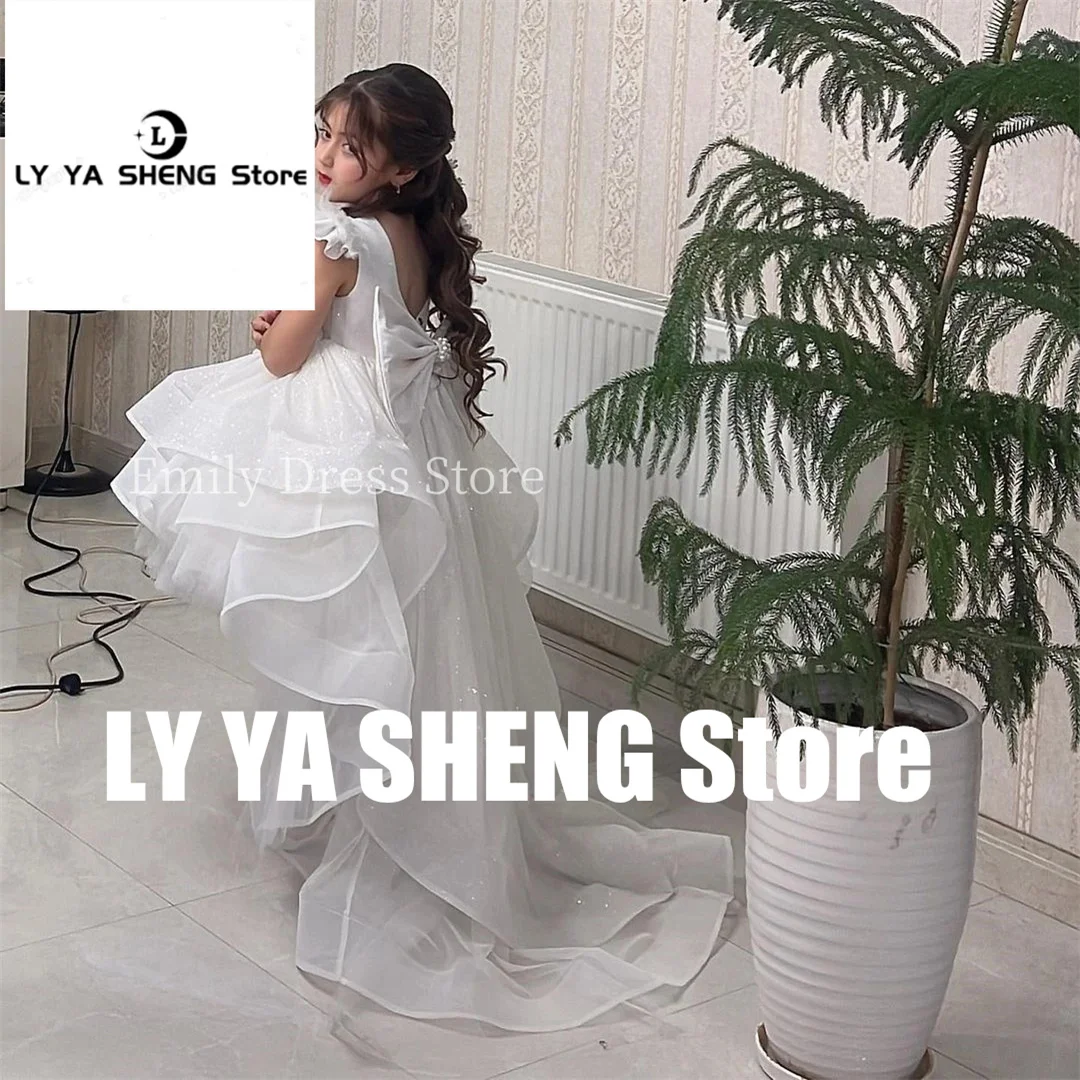 

Communion Flower Girl Dress For Wedding Tulle Feather Sequins Short Sleeves With Bow Puffy Princess First Communion Gown