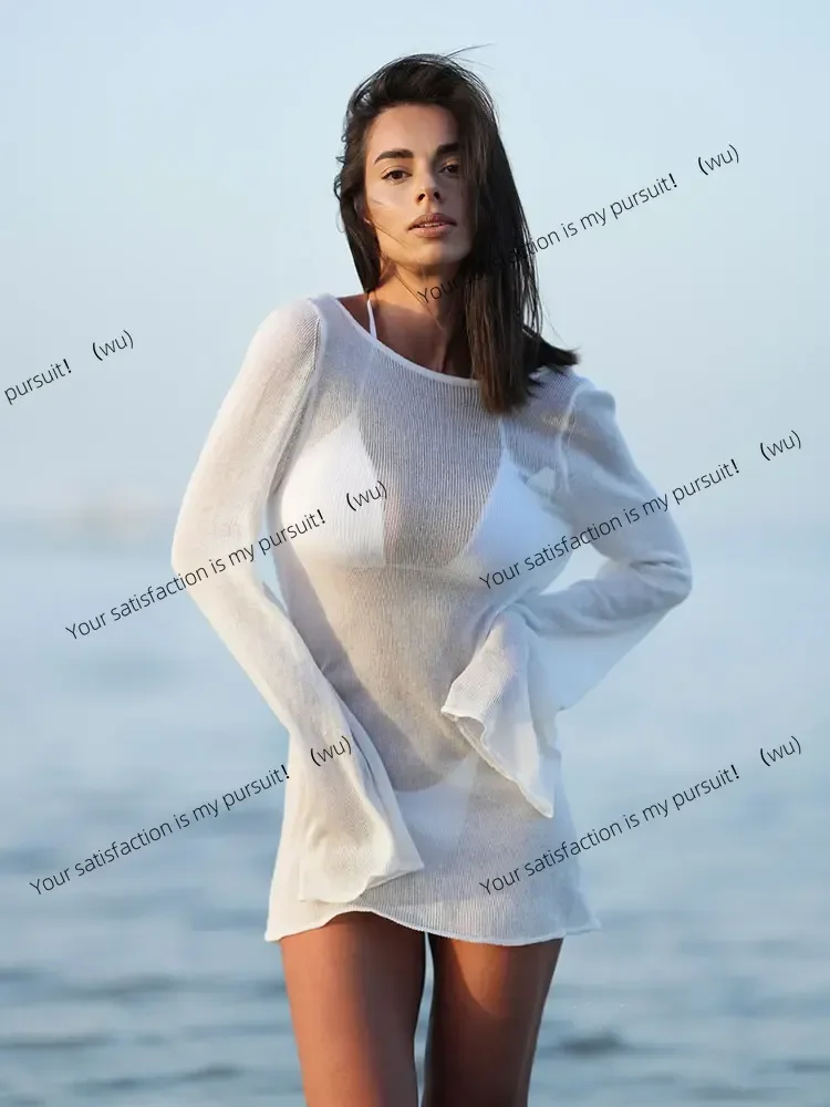 Sommer-Minikleid für Damen am Meer, solides Strick-Minikleid, 2025, sexy, rückenfrei, Glockenärmel, durchsichtig, kurzes Kleid, Strand-Badeanzug, Vertuschung, K98
