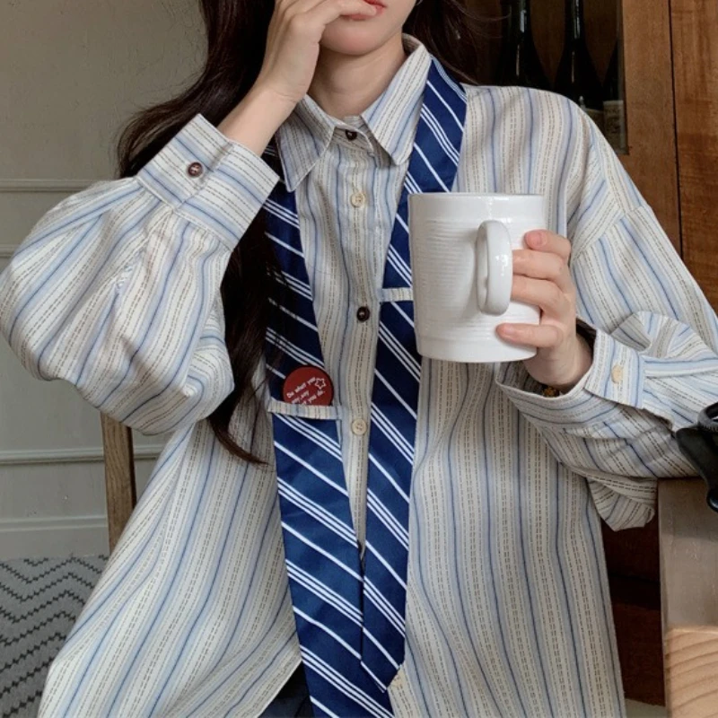 ฤดูใบไม้ร่วงหลวมลายเสื้อผู้หญิงเสื้อวินเทจการออกแบบความรู้สึกนักเรียนขนาดเล็กแขนยาวฝรั่งเศสTop