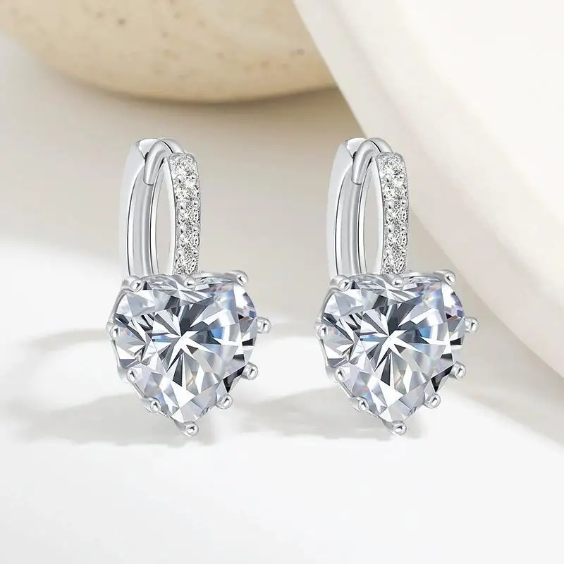 Classic Fashion Heart-shape High Quality Zirconia Hoop: 1 Pair Earrings For Trend Women Lovely Birthday
