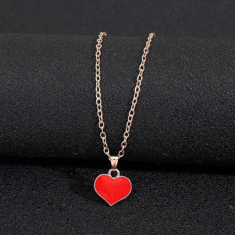 Golden simple chain acrylic heart pendant necklace for women's party fashion black red collar chokers Korean trend jewelry gift