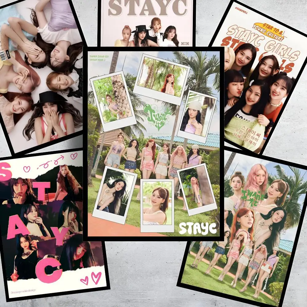 S-STAYC KPOP Girl Group Poster HD Wandaufkleber Selbstklebende Wandtattoos Heimdekoration Schlafzimmer & Wohnzimmer Dekoration Geschenkidee