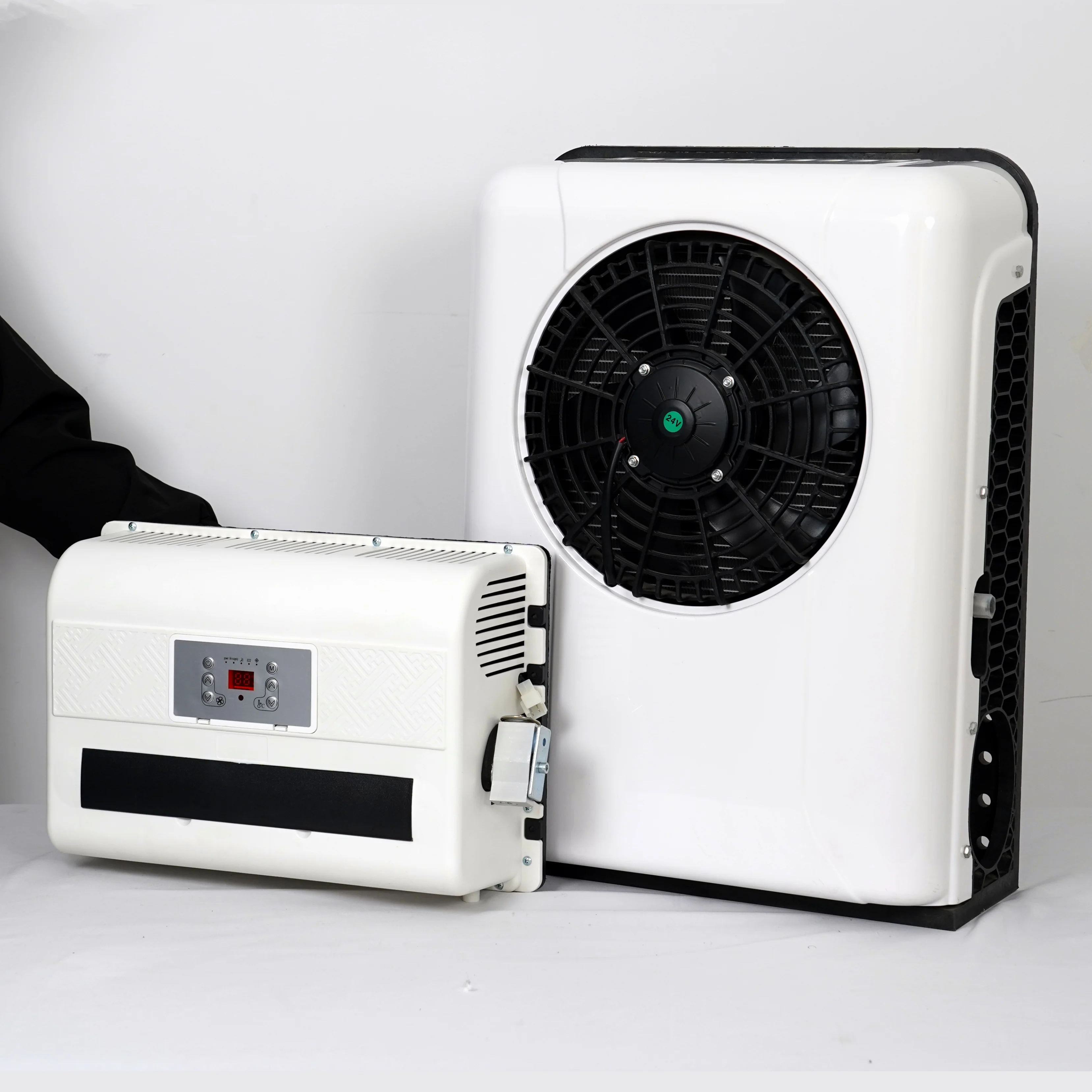 AC Mobil 12V AC Truk 24V AC Parkir untuk RV