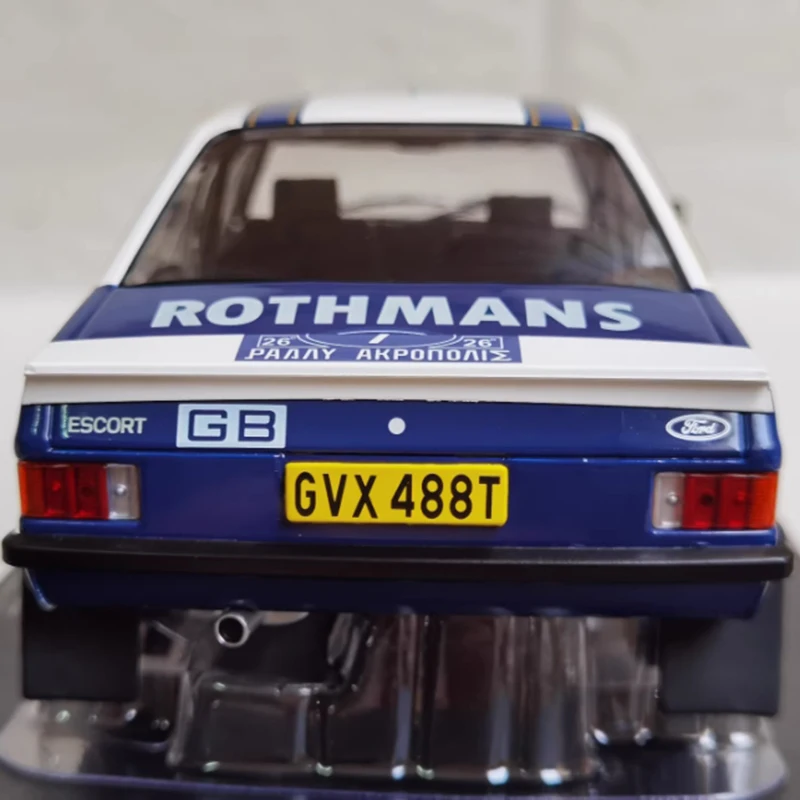 

Масштаб IXO 1/18 ESCORT MKII RS18 # 7 1979, имитация модели автомобиля из сплава, статическая коллекция, украшенные праздничными игрушками, сувенирный подарок
