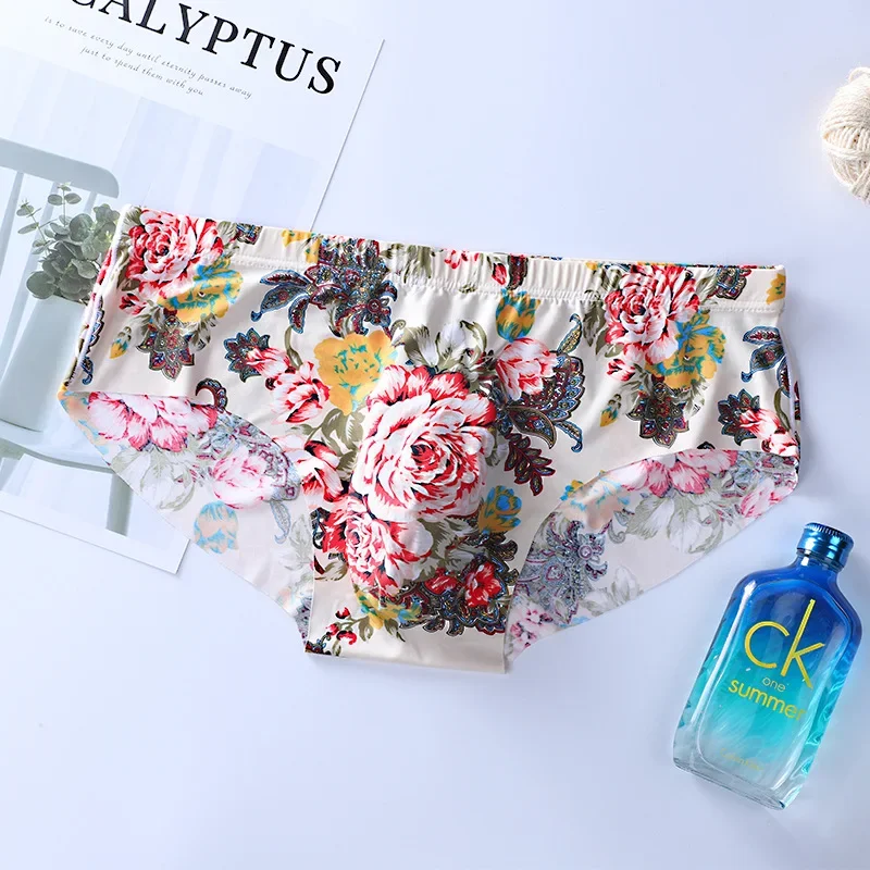 Men's Underwear Summer 3d Ice Silk Panties No Trace Underpants Male Boxer Shorts Sexy Transparent Briefs Mens Panties image 3