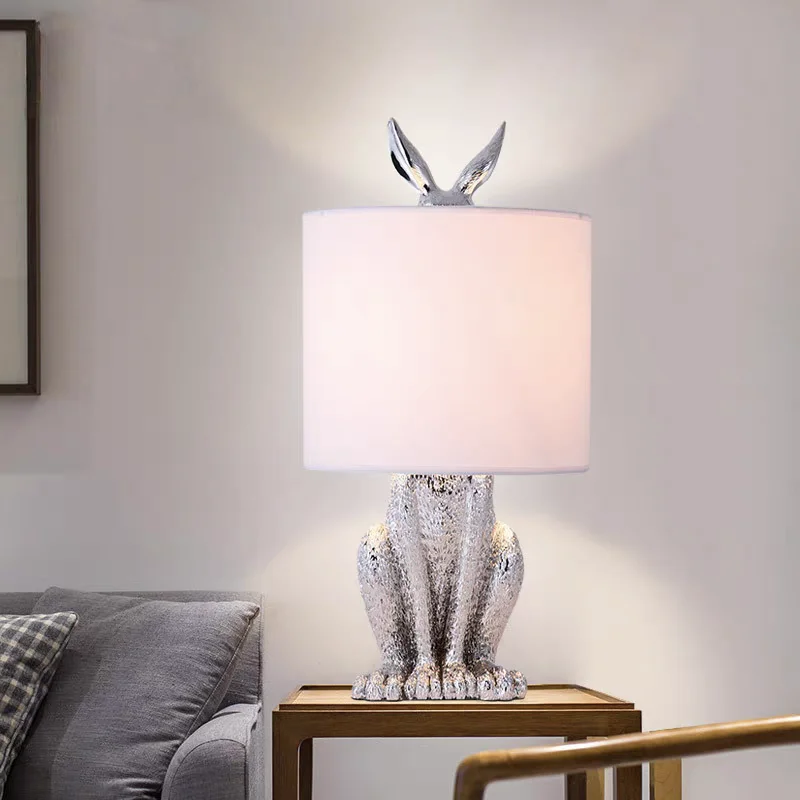 Lampada da Tavolo Creativa a F - Resin Art On Floor recensione e prezzo