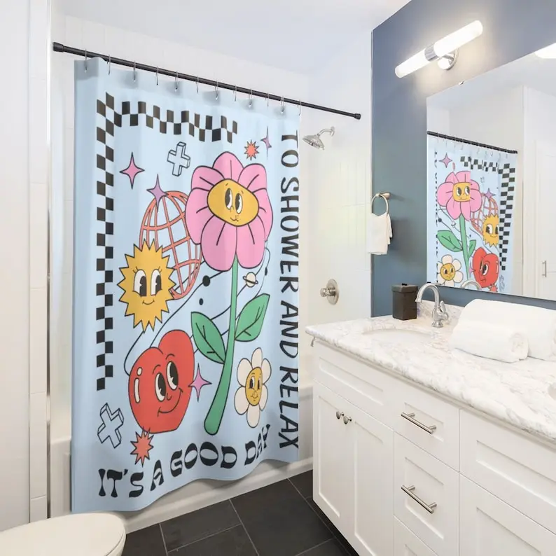 Rideau de douche floral rétro des années 70 – Fleur coeur bleu, damier disco, décor de salle de bain unique, cadeau de bain mignon