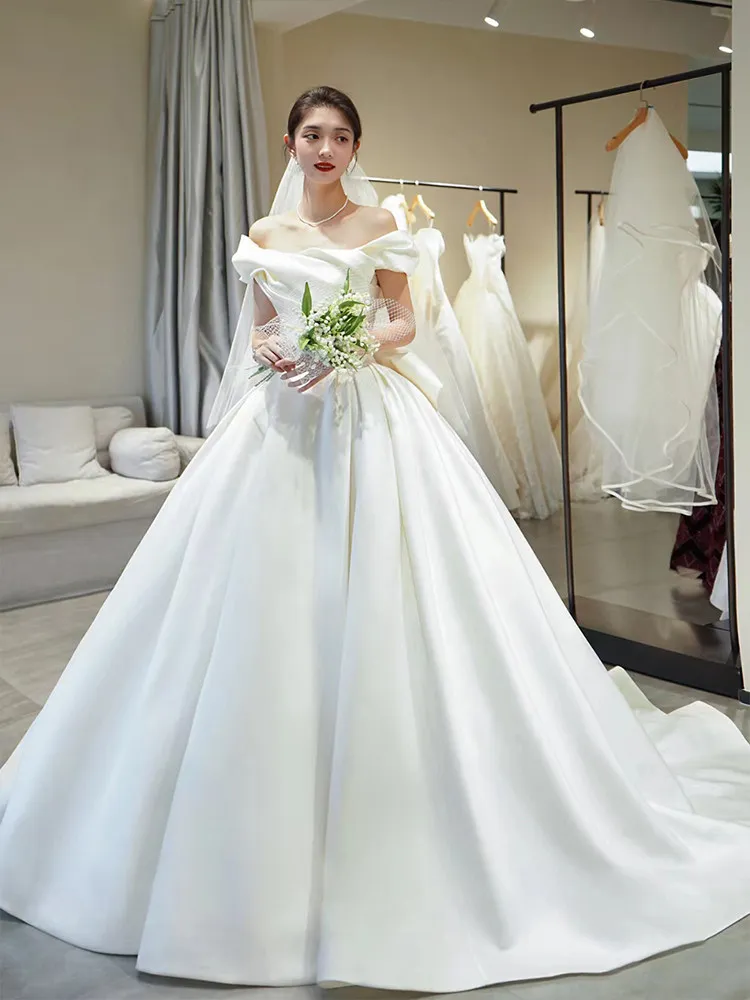 Elegant Satin Wedding Dress Ivory Bridal Gowns Strapless Lace-up Back Sweep Train Wedding Gowns with Petticoat L&P DQL Studio