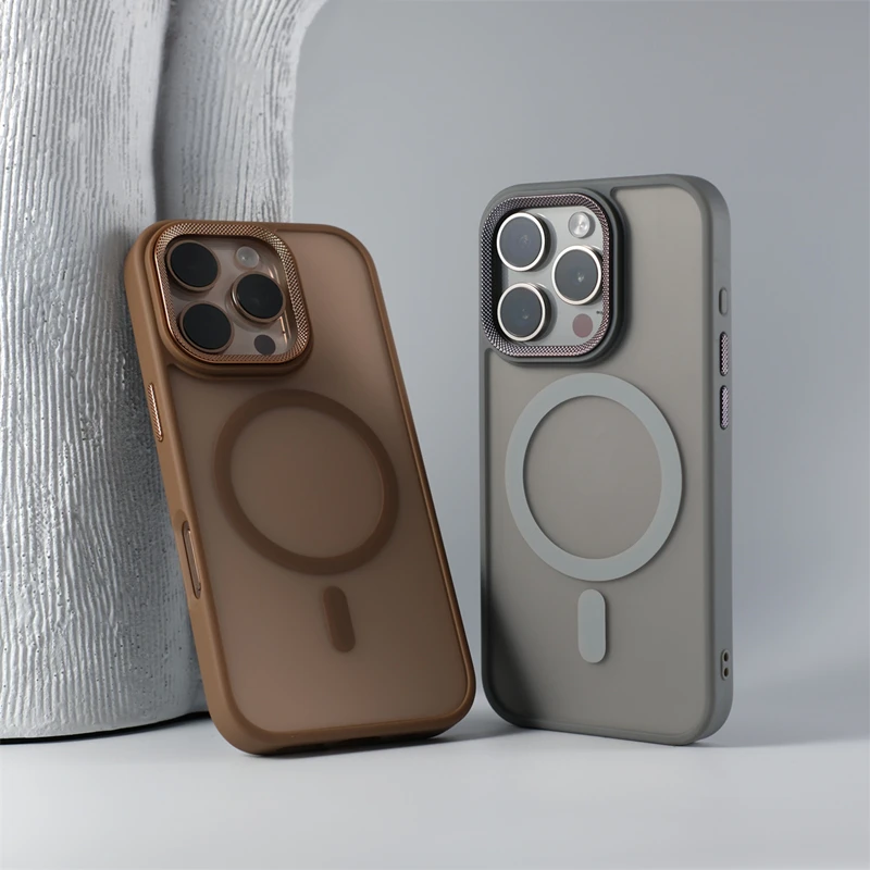 Funda de teléfono MagSafe con parachoques de lente de malla metálica para iPhone 16 16pro max 14 15 Pro 13 11 12 cubierta de armadura de PC dura mate con carga inalámbrica