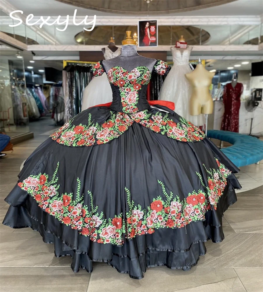 Mexico Theme Black Vestido De 15 Años Quinceanera 2024 Vintage Colorful Flowers Charro Fifteen Birthday Dress Tiered Corset Gown