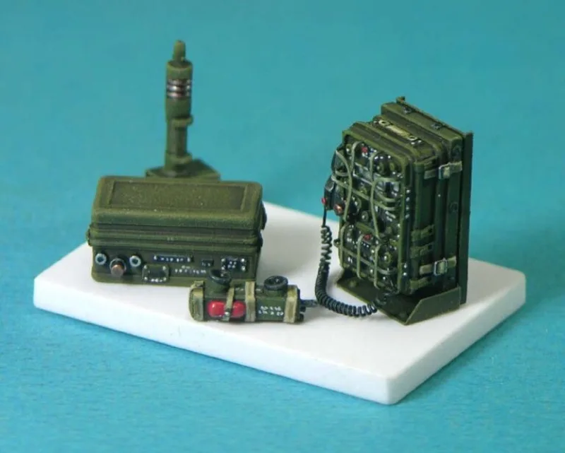 Kit ensamblado de modelo de resina fundida a escala 1/35, juego de Radio BC1306 (2 unidades), modelo de escena sin montar y sin pintar, sin Base