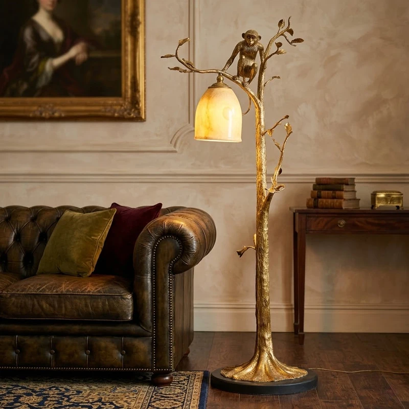 Modern classic antique brass floor lamp, luxurious and glamorous, twisted pattern standing lamp, suitable for showroom use