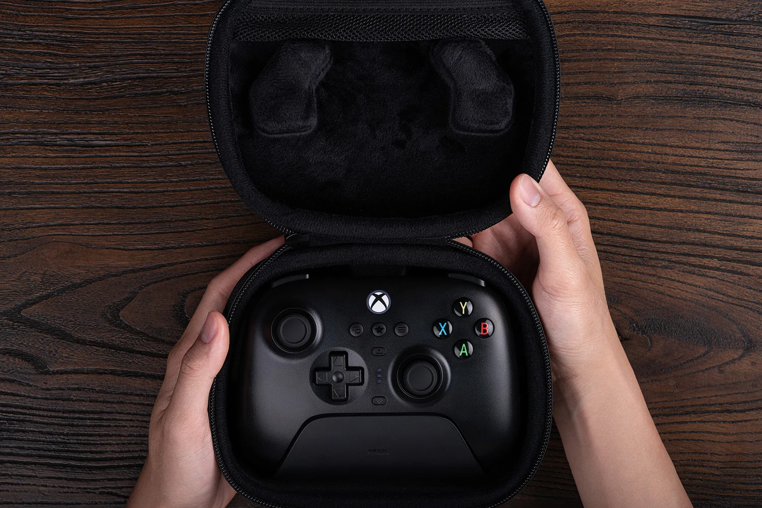 وحدة تحكم 8BitDo Ultimate ذات 3 أوضاع مع عصا تحكم بتأثير القاعة، لوحة ألعاب لأجهزة Xbox One، Xbox Series X / S، PC Windows 10 11، Android