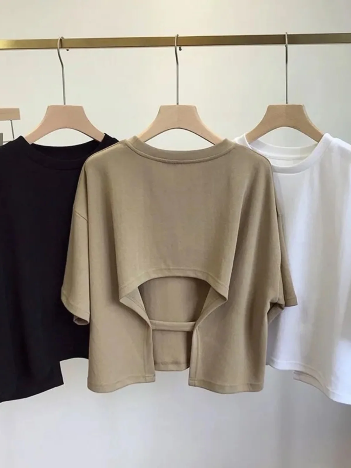 

plus Size 300 Pounds Korean Style Backless Short T-Shirt Women Loose Design Summer Fashionable Top Casual round Neck Short Sl...