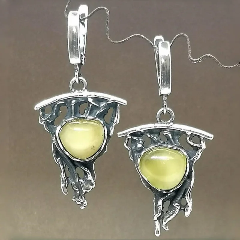 Ladies' Vintage Hollowed Out Tree Branch Pattern Earrings Bohemian Style Niche Earrings For Daily Vacation Banquets Casual Wear