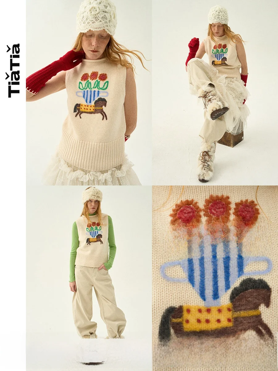 

TiaTia25 Winter New Wool Felt Crt Festival Aosphere Little Illustration Wool Layering Loose Vest Casual Sle round...