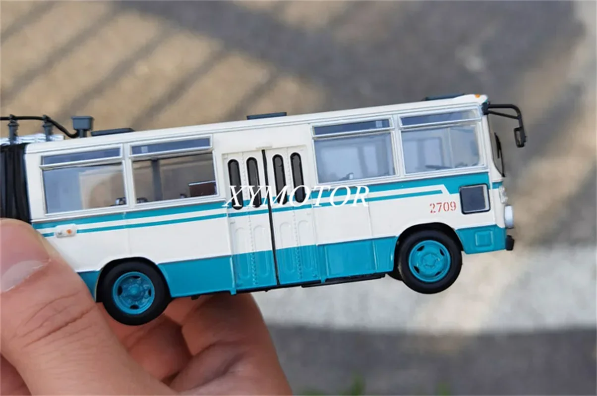 1:64 Beijing City Bus lane No.104 BD562 Trolleybus Diecast Model Car Toys Gifts Display Collection