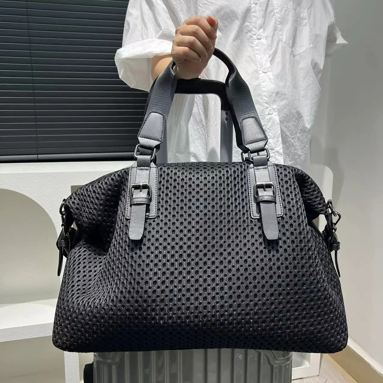 

2025 Travel Bag Simple and Casual Large Nylon Single-shoulder Crossbody Designer Luxury Bag