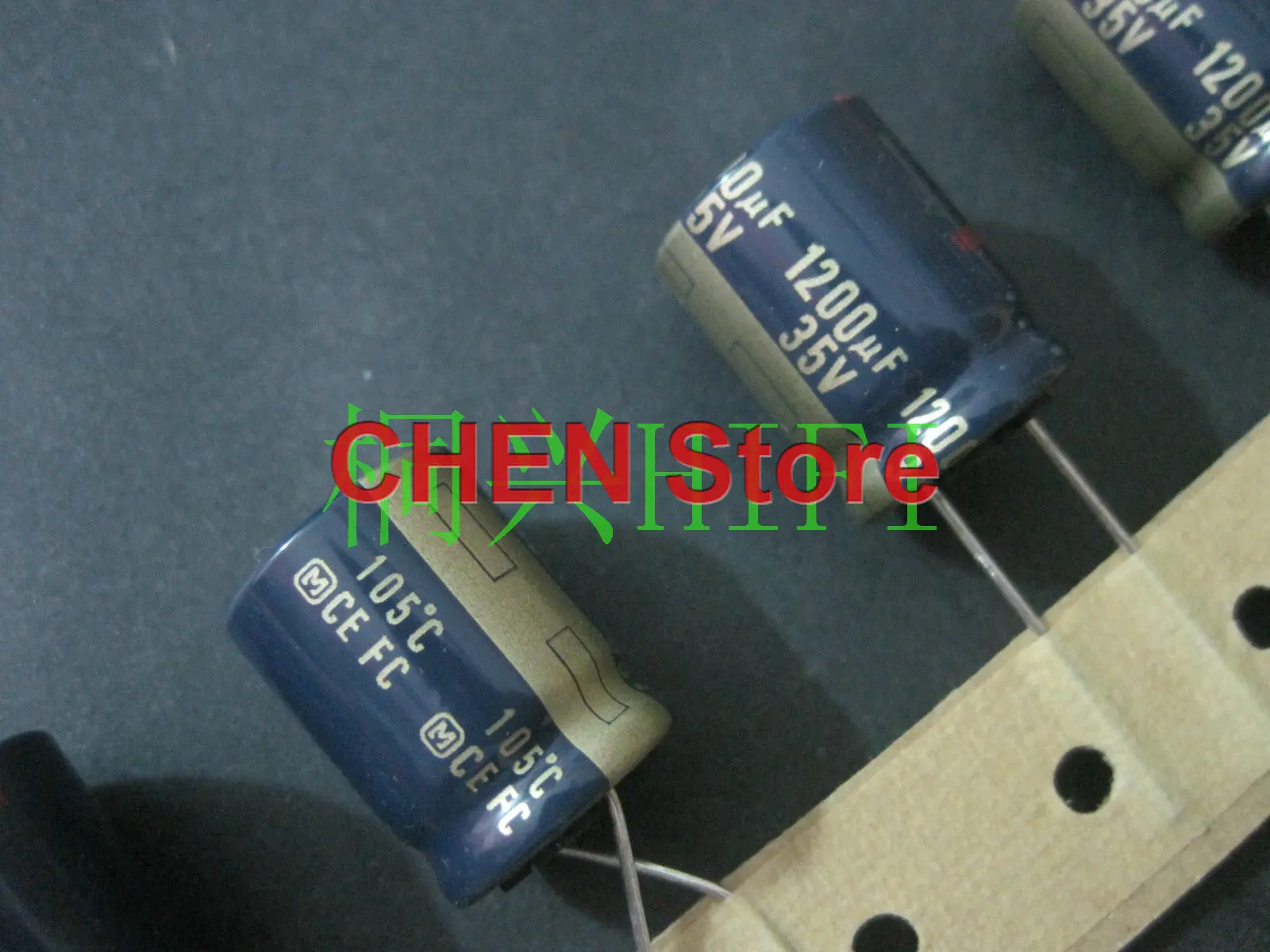 10PCS Matsushita FC 35V 1000UF 1200UF 820UF 1800UF Electrolytic Capacitor CE fc 35V1000UF 35V820UF 1000UF/35V 1200UF/35V 35v1800