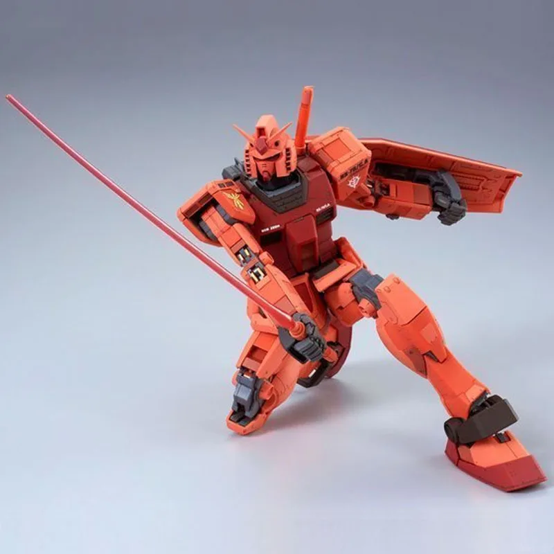 반다이 오리지널 MG RX-78 캐릭터 아즈나블의 커스텀 건담 1/100 애니메이션 액션 피규어 조립 모델 장난감 어린이 선물 건담