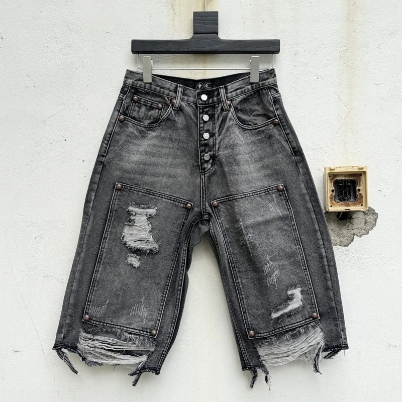 

Клубные джинсы Thug, поврежденные задние карманы с вышивкой, короткие брюки со звездами и луной, мужские и женские потертые повседневные джинсовые шорты