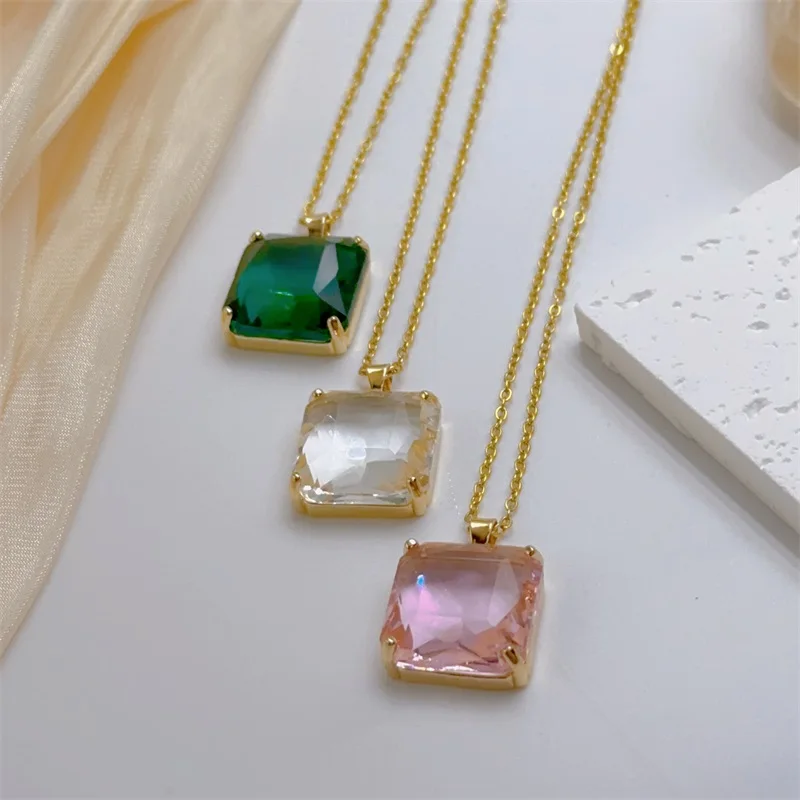 Classic Personality Square Transparent Crystal Design Necklace Stylish Cute Plaid Texture Stainless Steel Clavicle Chain