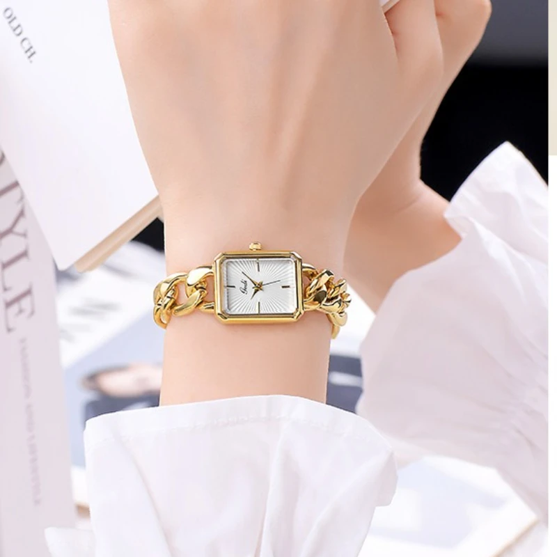 New 2025 Trend Fashion Women's Bracelet Watch Light Luxury Niche Design Student Waterproof Creative Quartz Watch Birthday Gift
