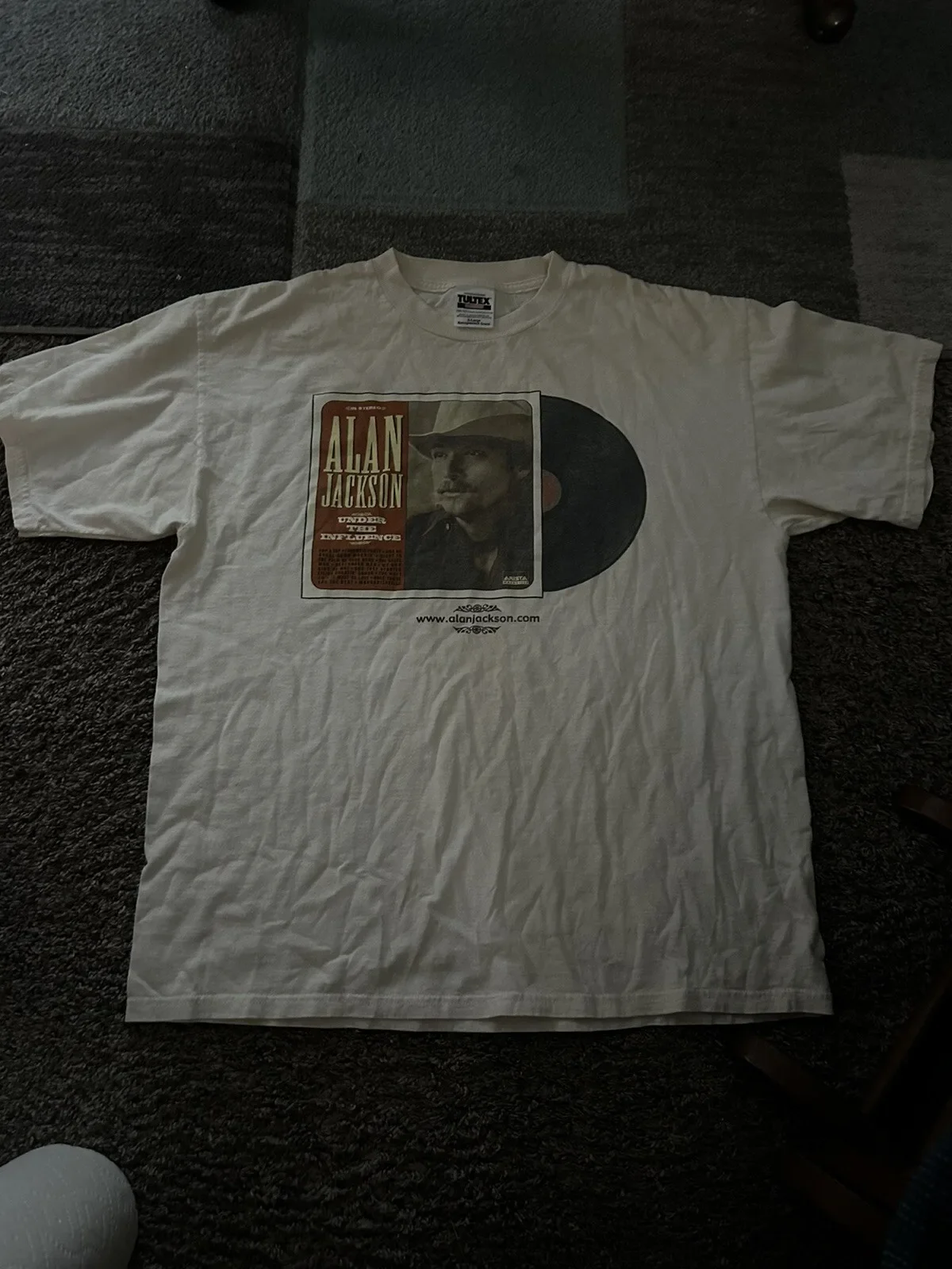 T-shirt Alan Jackson « Couverture de l'album sous la influence »