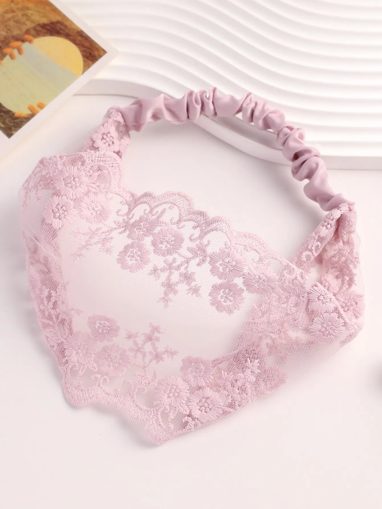 A Stylish Embroidered Floral Lace Extender Headband