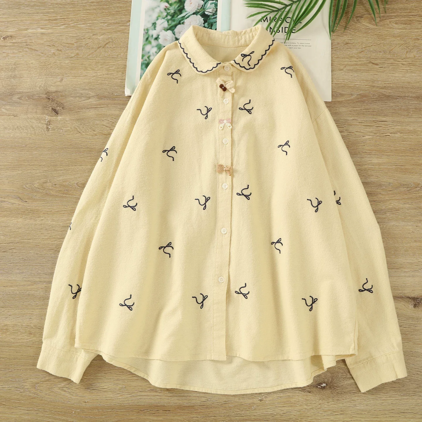 

2026 Harajuku fashion apricot navy blue bow print shirts and blouses for women Japanese style cotton brushed long sleeve tops