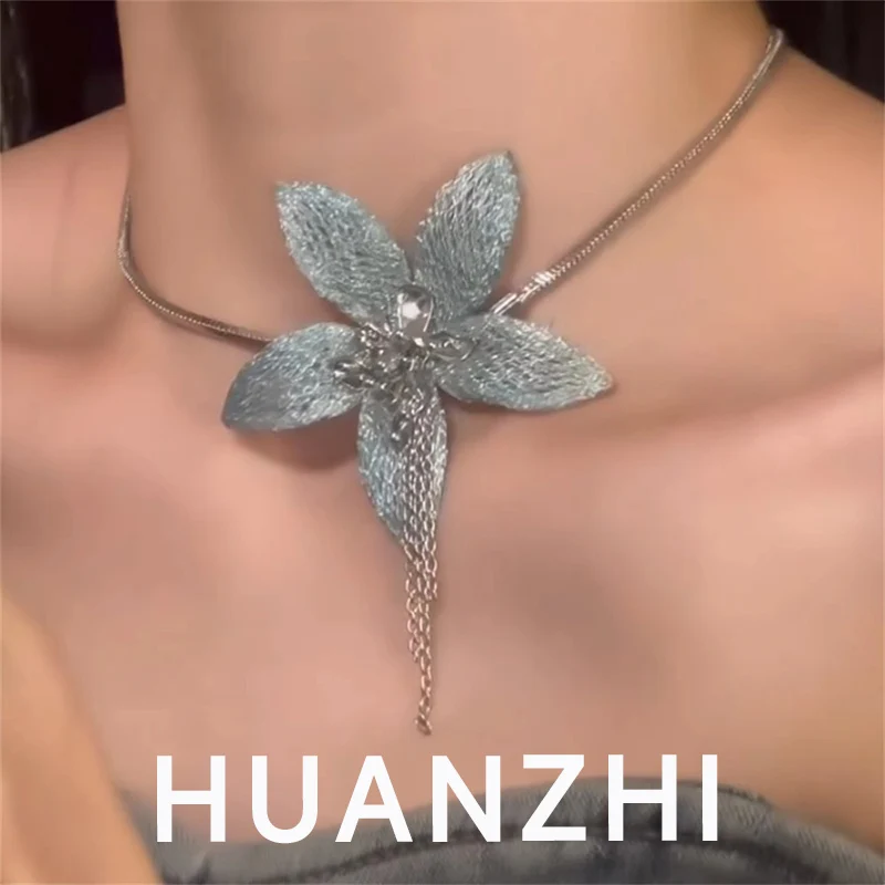 Blue Fine Flash Gradient Flower Tassel Pendant Necklace Temperament Premium Vintage Collarbone Chain Fashion Y2K Jewelry for Wom