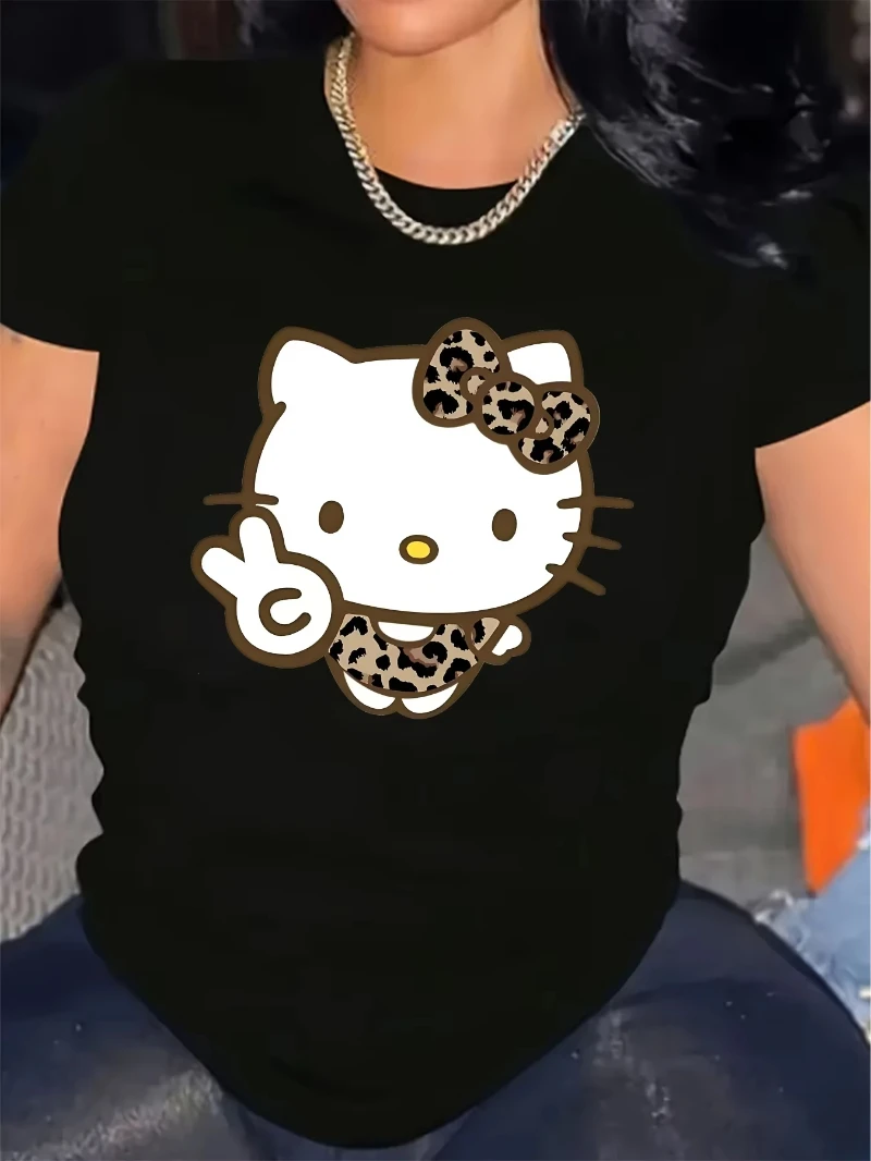 

Футболка с короткими рукавами и принтом Hello Kitty MINISO Biye имеет детский и милый стиль, подходит для женской повседневной носки.