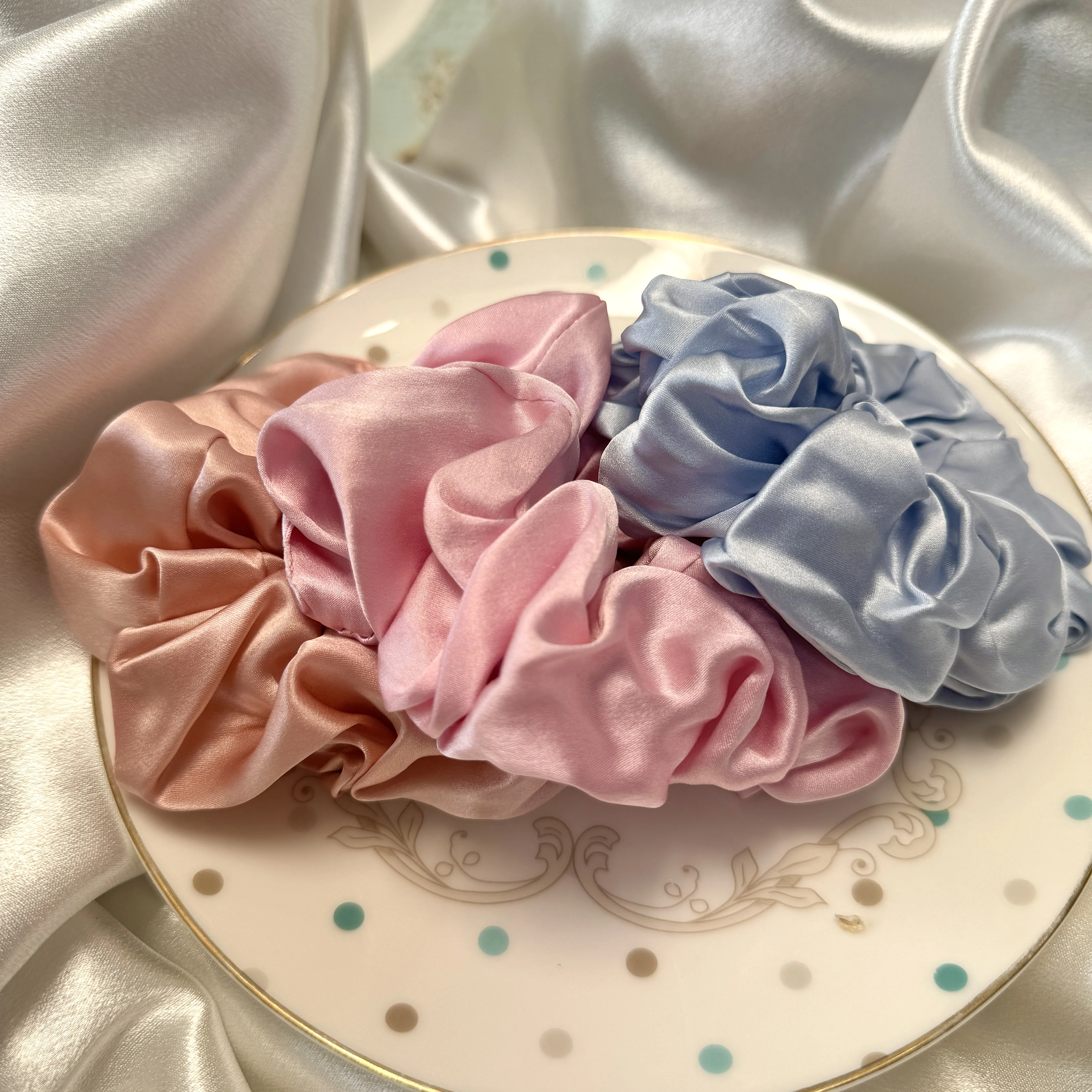 100% Mulberry Silk Hair Scrunchies for Hair