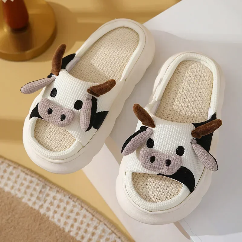 Pantoufles de maison en lin pour femmes, confortables, douces et légères, pantoufles en coton, chaussures de couple de vache de dessin animé mignon