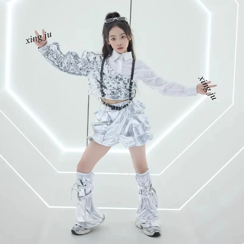 Pantaloncini elastici moda per bambini Costume da ballo jazz Ragazza Ballo di strada Top con paillettes argento Camicia bianca Abbigliamento da spettacolo teatrale Hip Hop per bambini