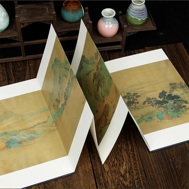 Qing Lv Shan Shui Tu من Liu Songnian Song Dynasty- سلسلة اللوحات الأصلية للسيدات القديمة صفحات مطوية ومخطوط طويلة 24 × 262 سم