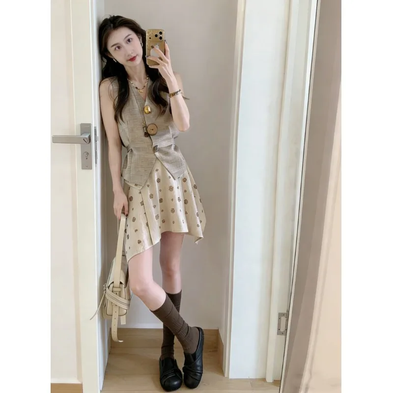 

Elegant V-neck Waist-cinched Printed Half-skirt Set Women's Summer Fashion Unique Style High-quality Cotton Midi Skirt Ensemble