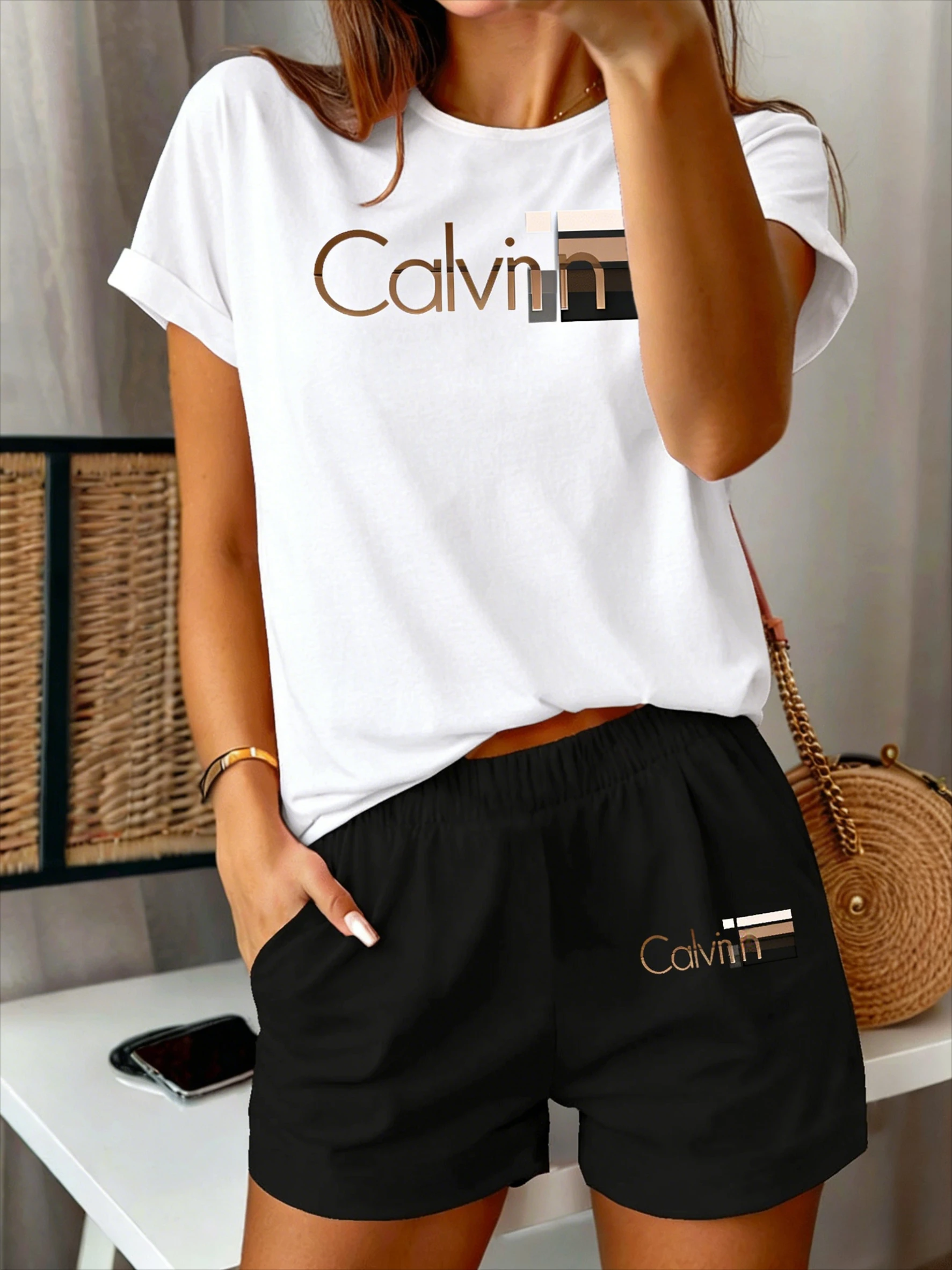 Simple letter-printed women's summer casual sports outfit - round-neck short-sleeved short pants set summer clothing for women